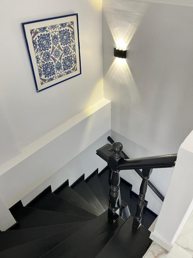 Pembe Hotel Istanbul Bagian luar foto