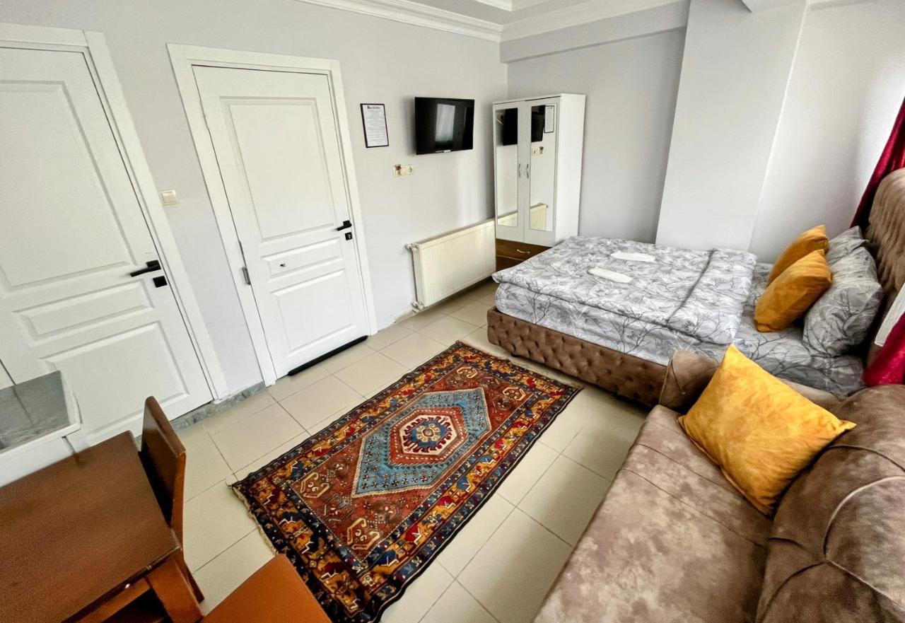 Pembe Hotel Istanbul Bagian luar foto