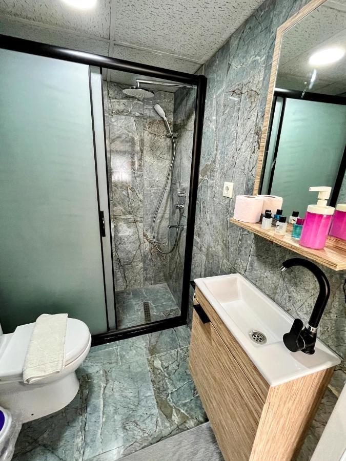 Pembe Hotel Istanbul Bagian luar foto