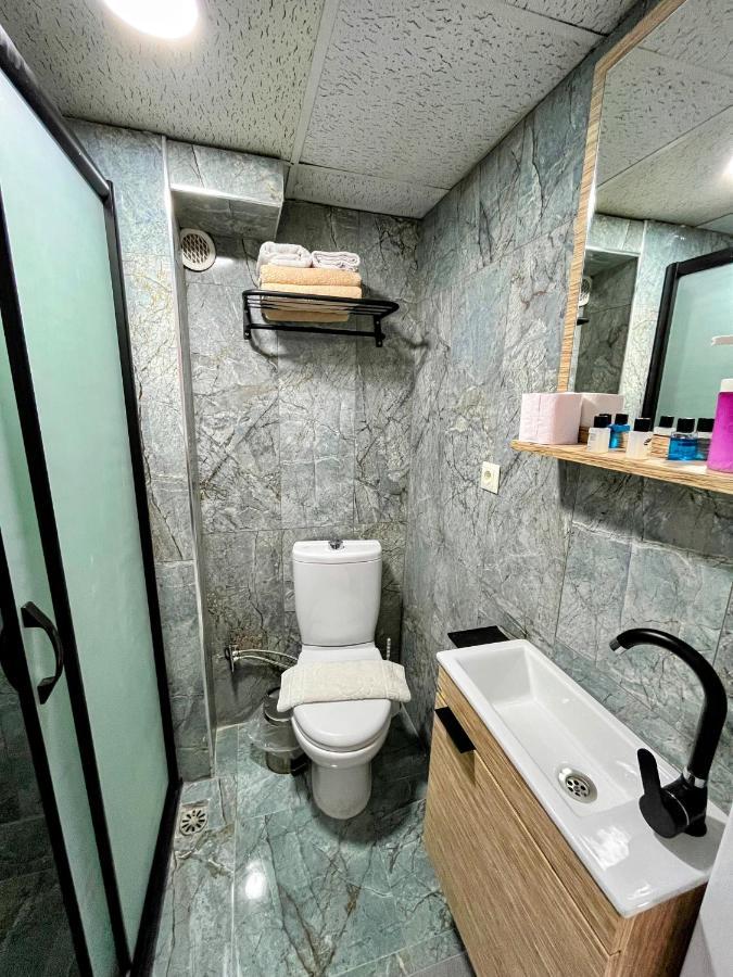 Pembe Hotel Istanbul Bagian luar foto