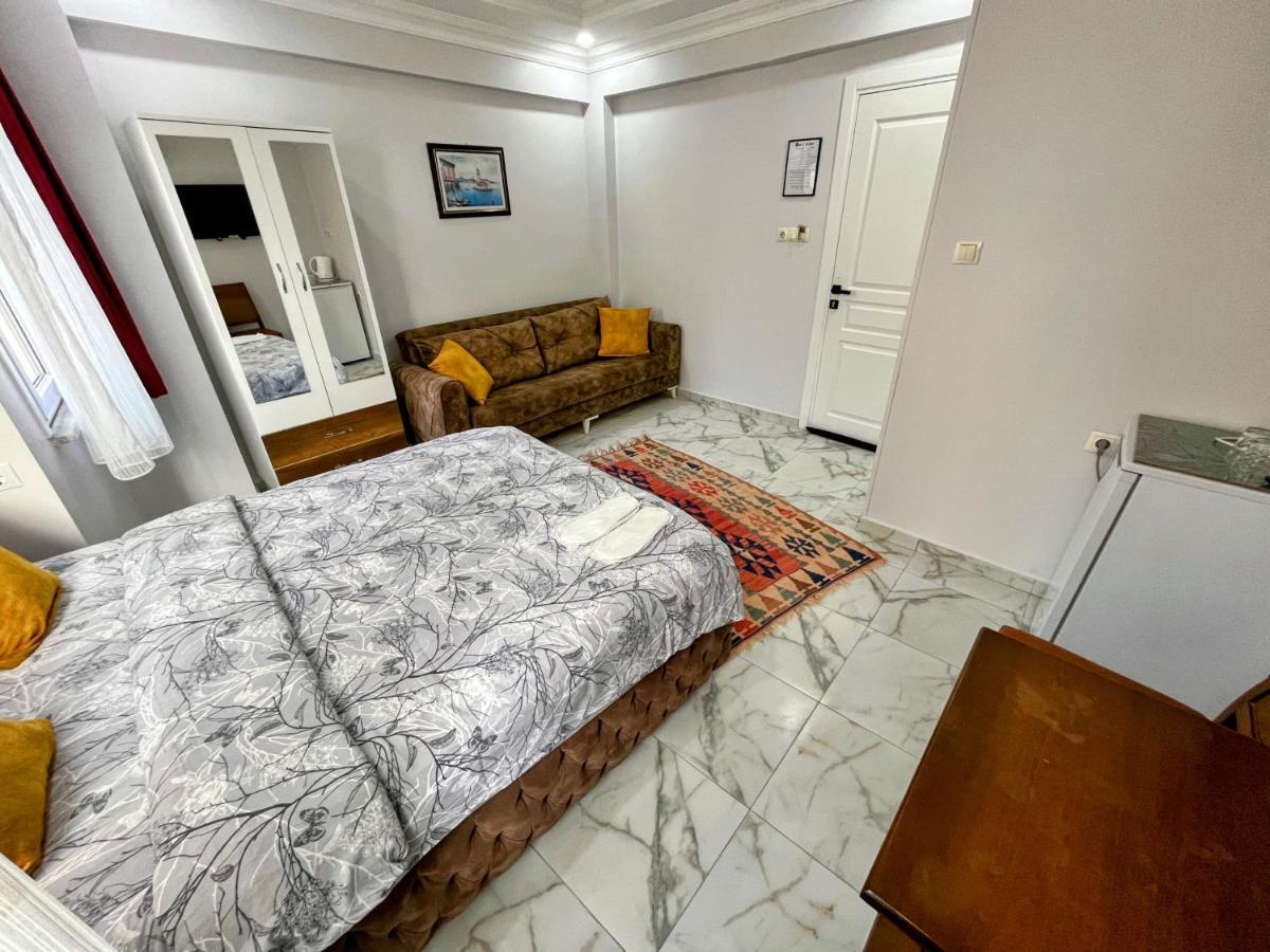 Pembe Hotel Istanbul Bagian luar foto