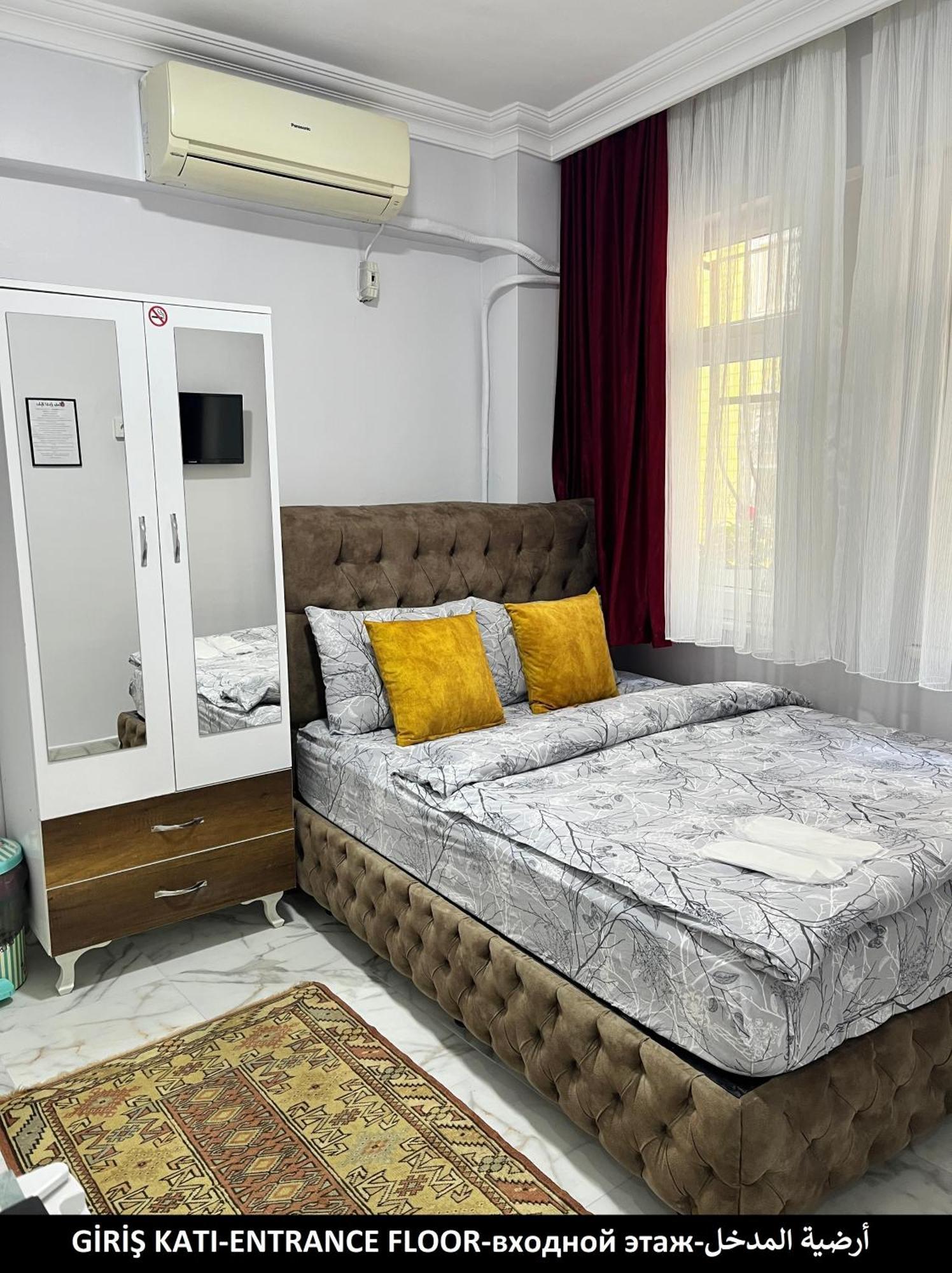 Pembe Hotel Istanbul Bagian luar foto